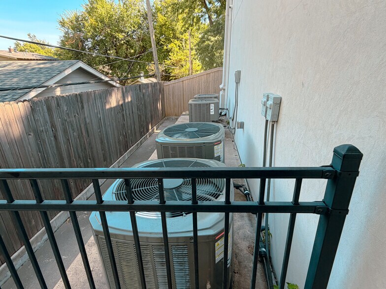 More Photos Of 1713 S Peoria Ave, Tulsa Medical For Lease