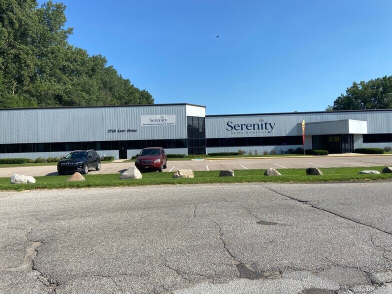 Primary Photo Of 1710 Leer Dr, Elkhart Office For Lease