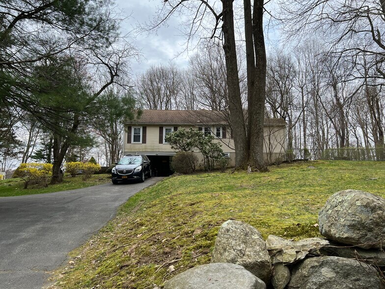 More Photos Of 3032 Manor St, Yorktown Heights Land For Sale