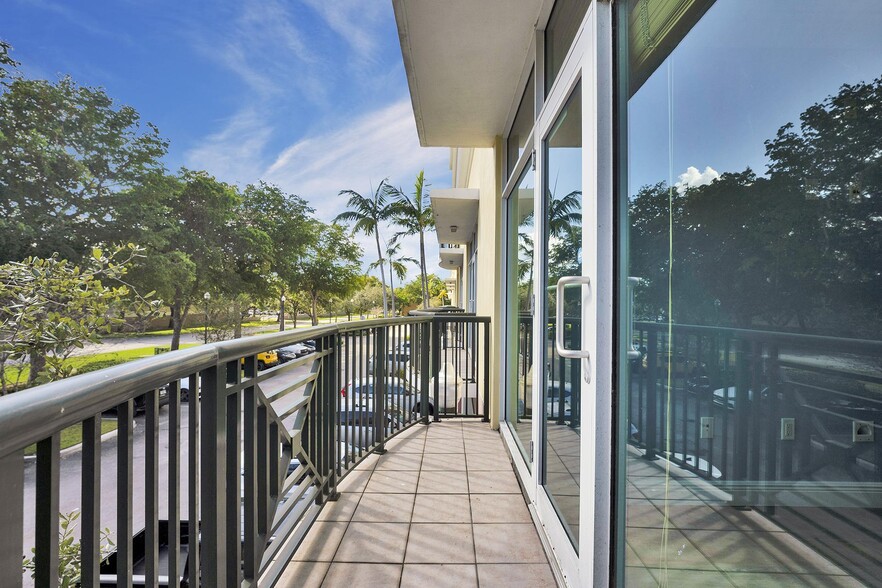 More Photos Of 5801 NW 151st St, Miami Lakes Office For Lease