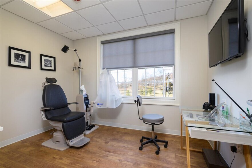 More Photos Of 58 Mount Bethel Rd, Warren Office For Lease