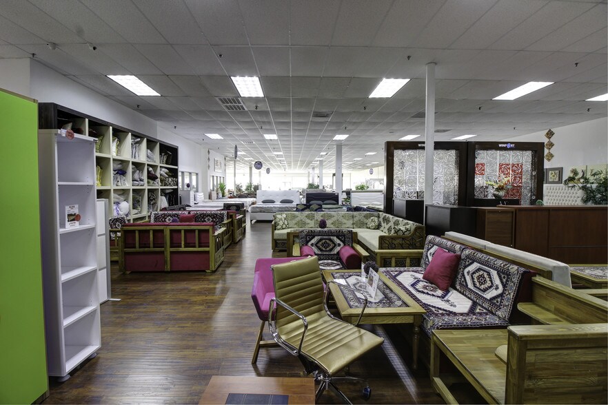 More Photos Of 3226 Hillcroft St, Houston Freestanding For Sale