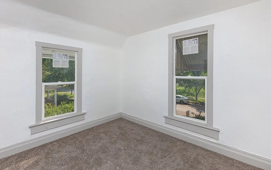 More Photos Of 1333 22nd St, Des Moines Apartments For Sale