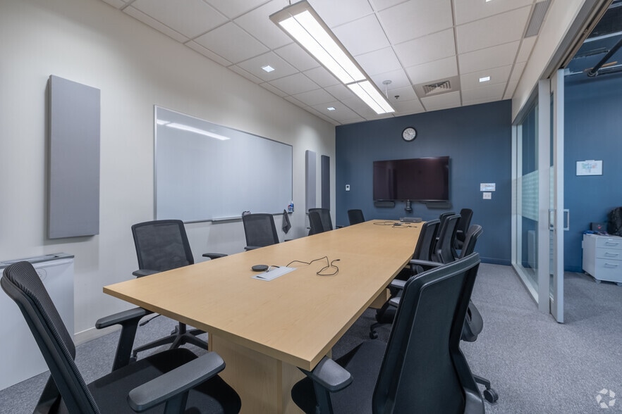 More Photos Of 500 Rutherford Ave, Charlestown Office For Lease