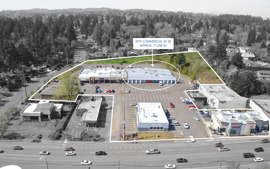 Primary Photo Of 3975 Commercial St, Salem Unknown For Lease