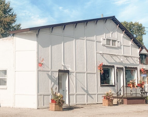 More Photos Of , Strathroy Unknown For Sale