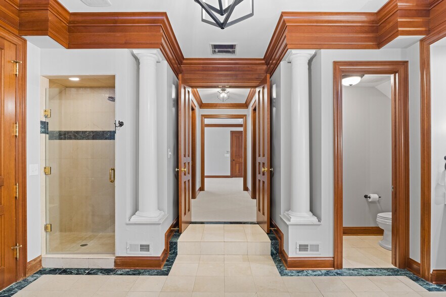 More Photos Of 5455 Plantation Rd, Sunbury Lodge Meeting Hall For Sale