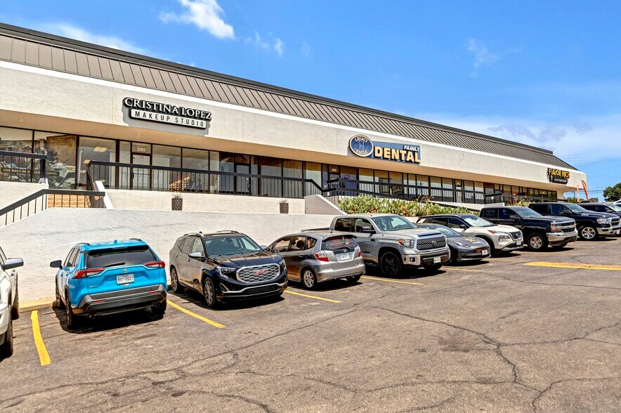 More Photos Of 3200-3299 Wurzbach Rd, San Antonio Unknown For Lease