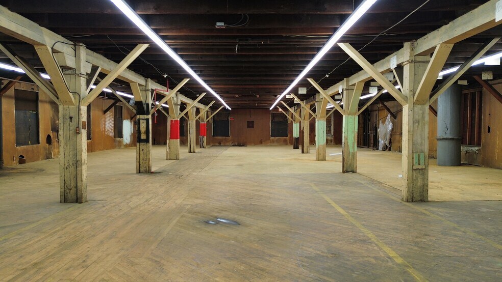 More Photos Of 101-105 Church St, Aberdeen Manufacturing For Lease