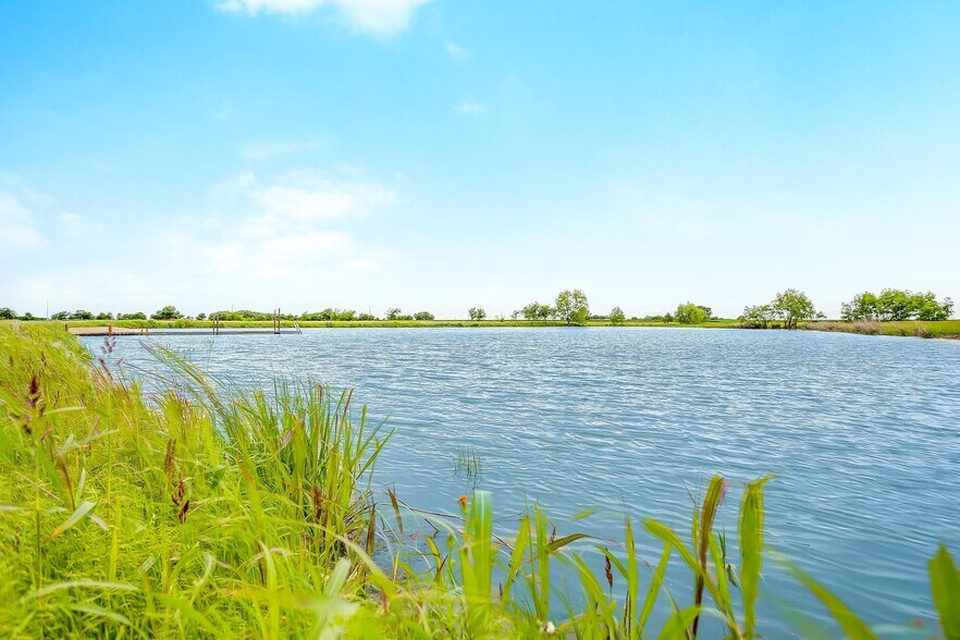 More Photos Of 2848 TX-81, Itasca Land For Sale