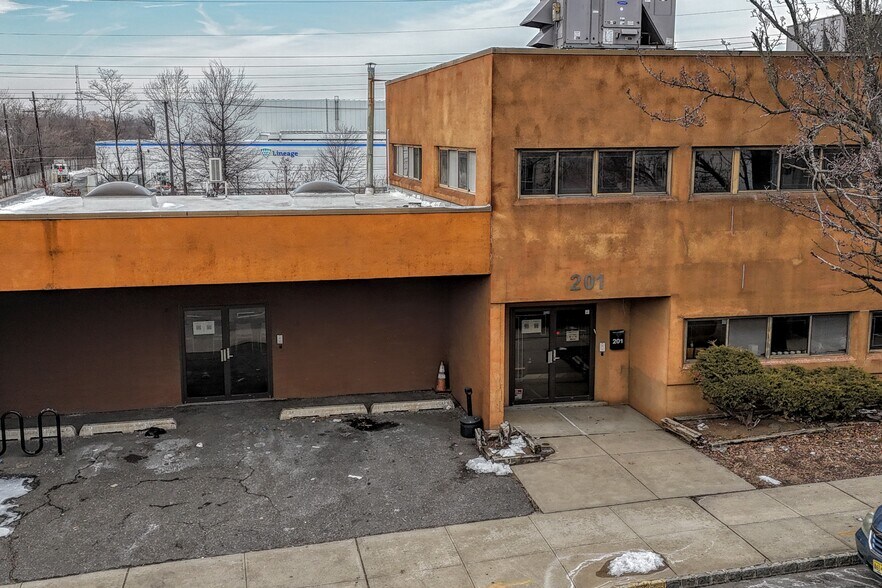 More Photos Of 201 2nd St, Perth Amboy Warehouse For Sale