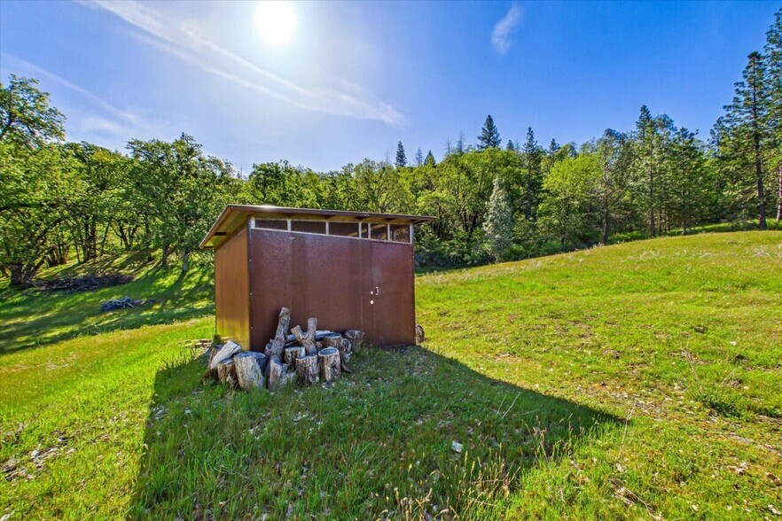 More Photos Of 6691 Reading Creek Rd, Douglas City Land For Sale