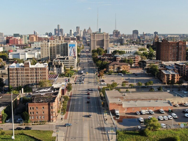 More Photos Of 5764 Woodward Ave, Detroit Apartments For Sale