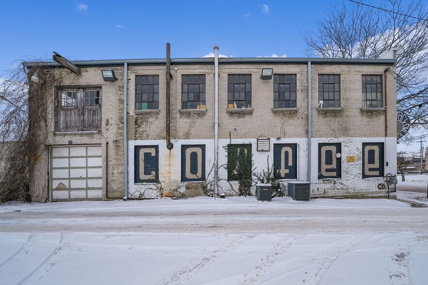 Primary Photo Of 424 Walbridge St, Kalamazoo Industrial For Sale