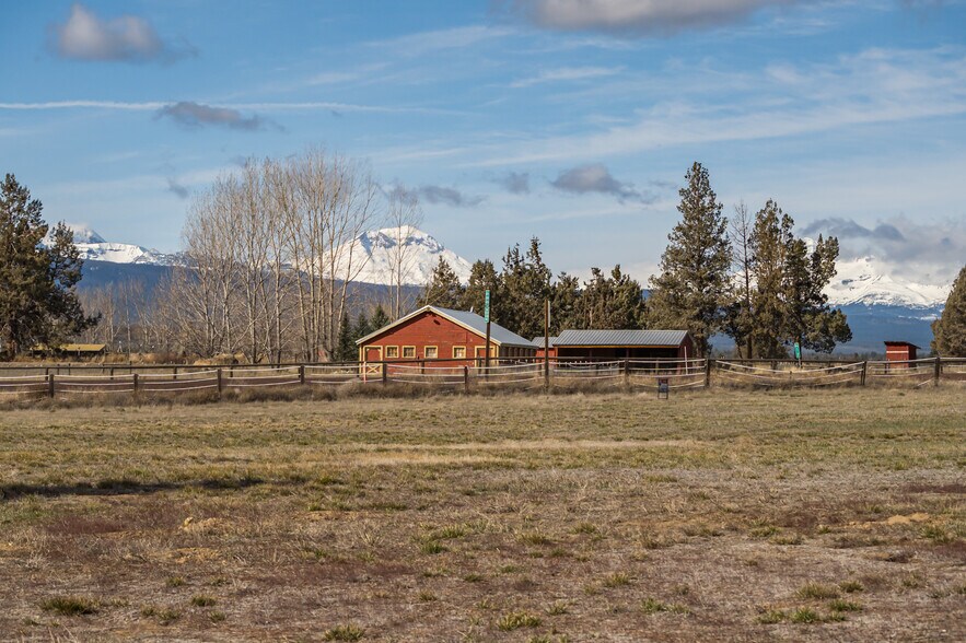 More Photos Of 65320 US 20, Bend Winery Vineyard For Sale