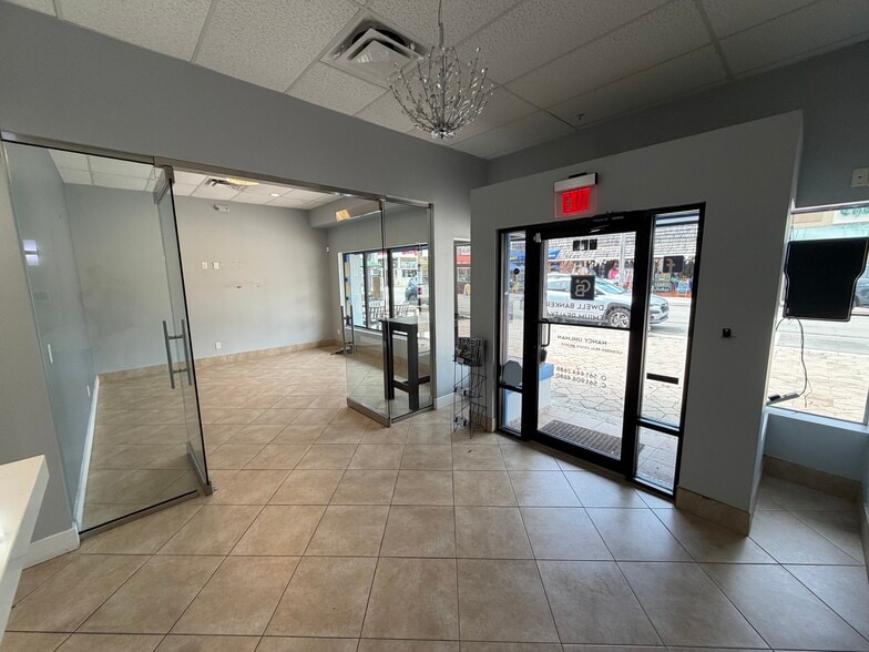 More Photos Of 621 Lake Ave, Lake Worth Beach Storefront Retail Office For Lease