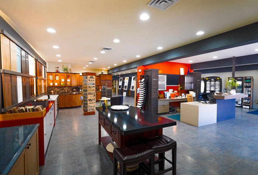 More Photos Of 105 Rocky Cliff Ln, Kalispell Industrial For Sale