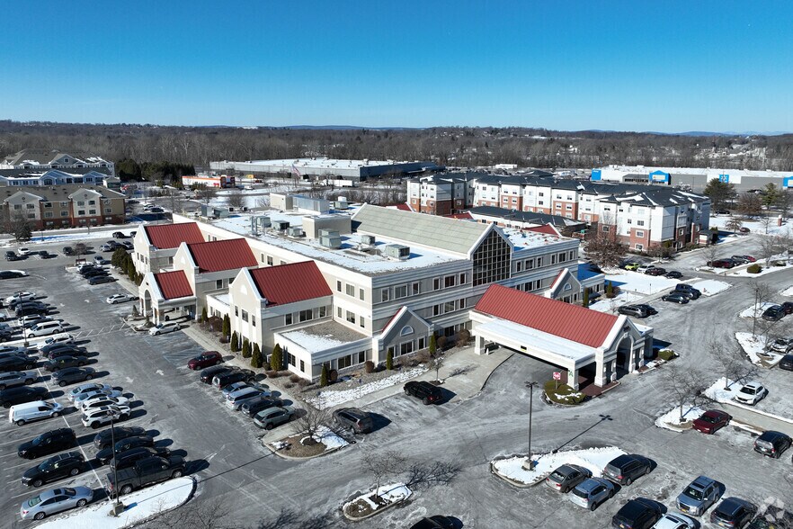 More Photos Of 200 Westage Business Ctr, Fishkill Medical For Lease