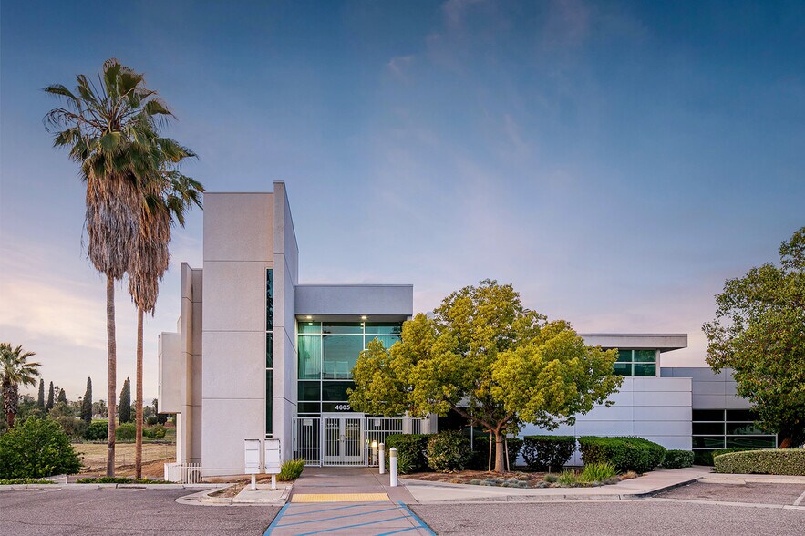 Primary Photo Of 4605 Brockton Ave, Riverside Medical For Sale