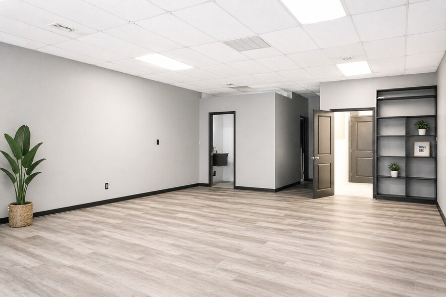 More Photos Of 13641 Warwick Blvd, Newport News Freestanding For Lease