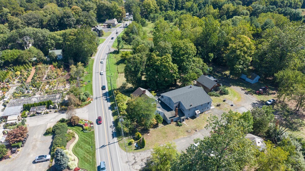 More Photos Of 329 Kent Rd, New Milford Apartments For Sale