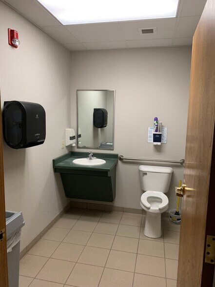 More Photos Of 2205 Forest Ave, Two Rivers Office Residential For Sale