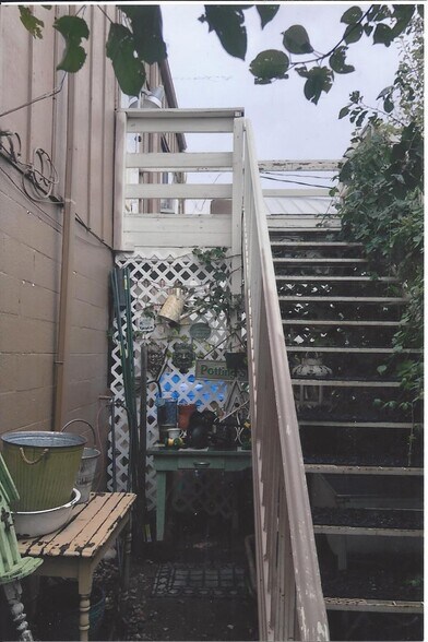 More Photos Of 4615 S Santa Fe Dr, Englewood Service For Sale