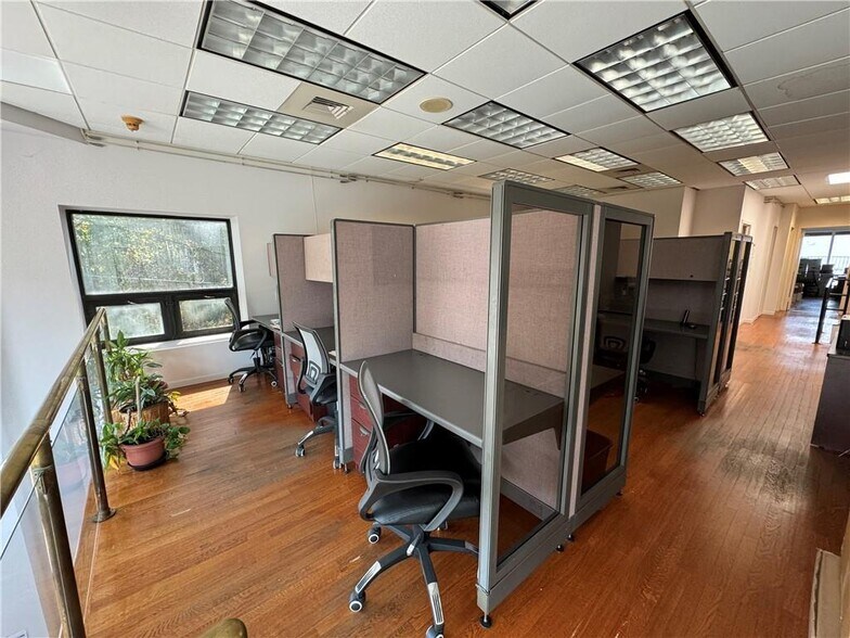 More Photos Of 7024 18th Ave, Brooklyn Office For Sale