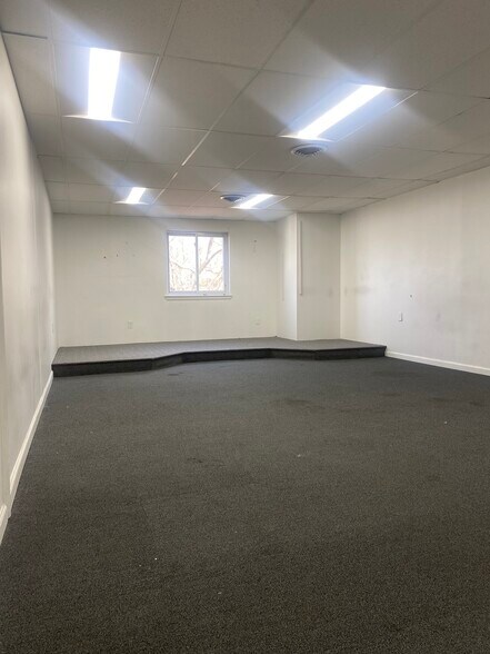 More Photos Of 4410-4418 Powder Mill Rd, Beltsville Unknown For Lease