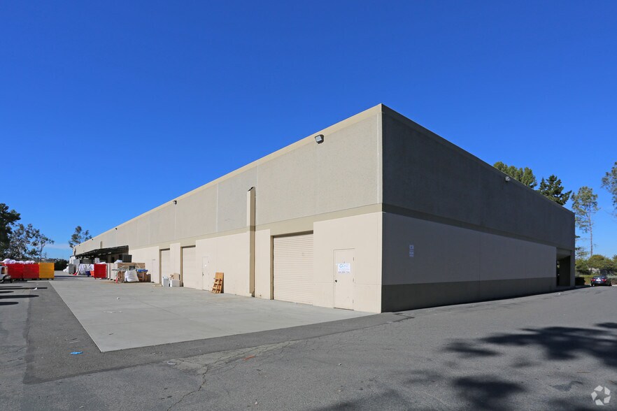 More Photos Of 2221 Las Palmas Dr, Carlsbad Warehouse For Lease
