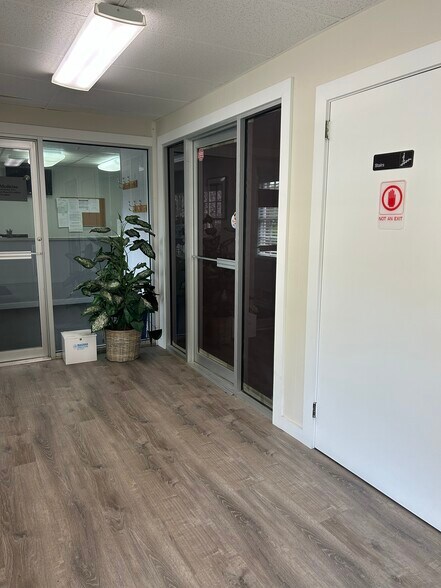 More Photos Of 225 Middle Country Rd, Middle Island Office For Lease