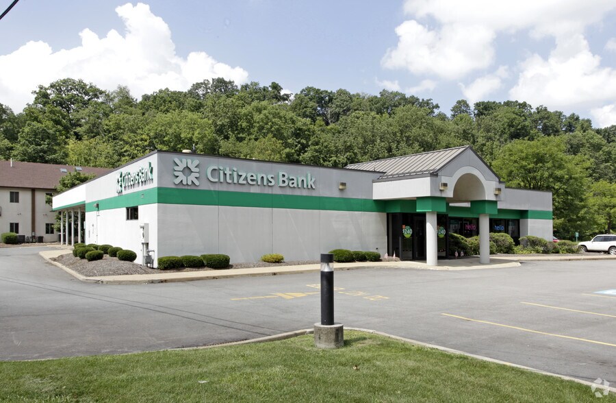 Primary Photo Of 2005 Golden Mile Hwy, Pittsburgh Bank For Lease