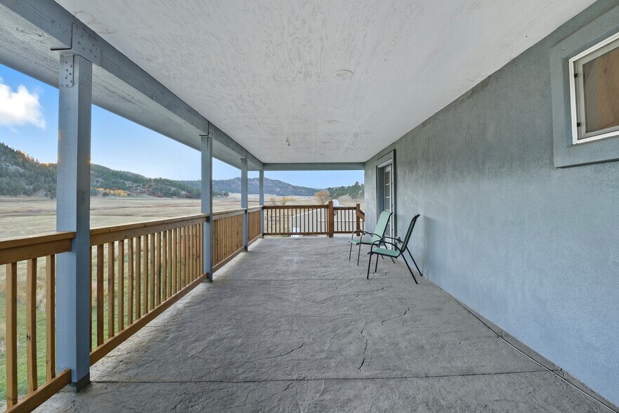 More Photos Of 1636 Lakemoor Dr, Florissant Specialty For Sale