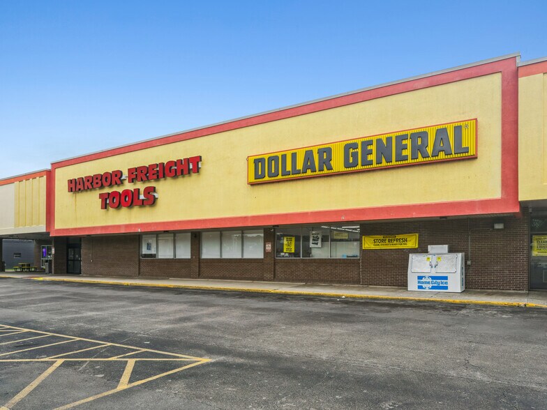 Primary Photo Of 1502-1508 N Cunningham Ave, Urbana Storefront For Sale