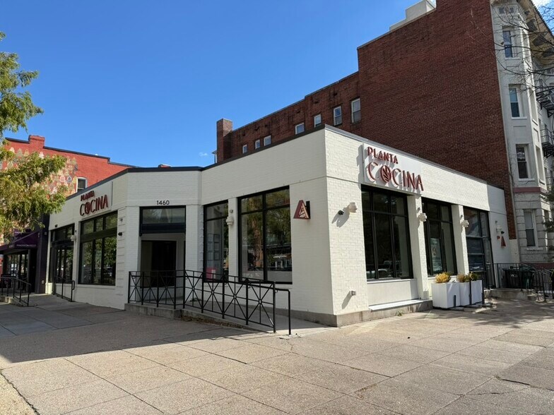 Primary Photo Of 1454-1460 P St NW, Washington Restaurant For Lease