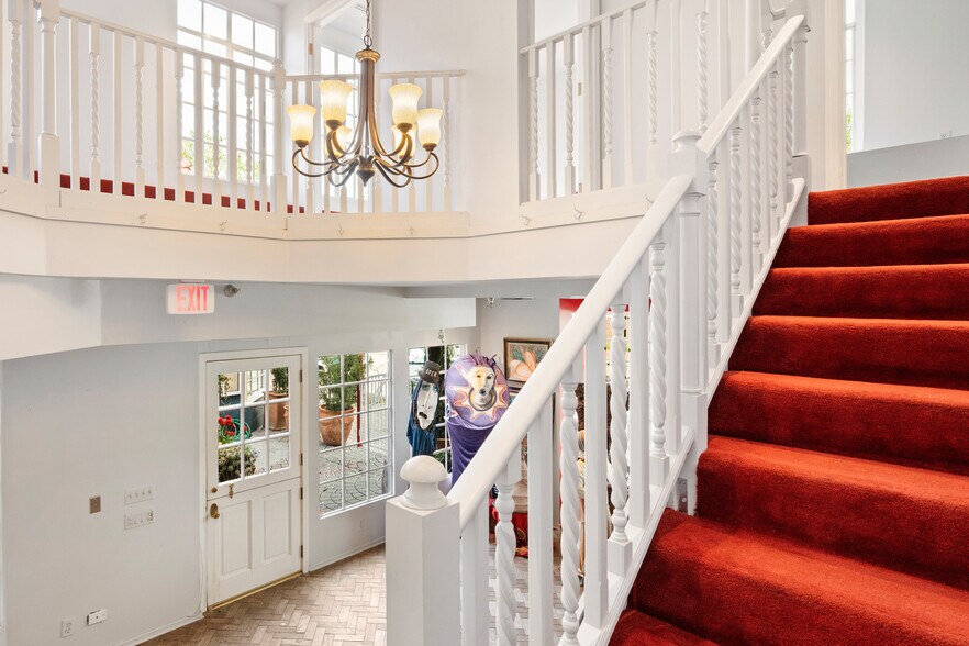 More Photos Of 437 2nd St, Solvang Storefront Retail Residential For Sale