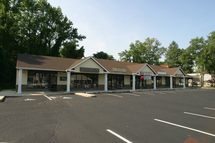 More Photos Of 643 Stokes Rd, Medford Unknown For Lease