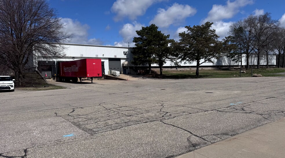 More Photos Of 10845 Chicago Dr, Zeeland Manufacturing For Sale