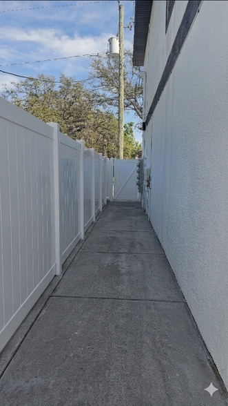 More Photos Of 13610-13612 N 21st St, Tampa Apartments For Sale