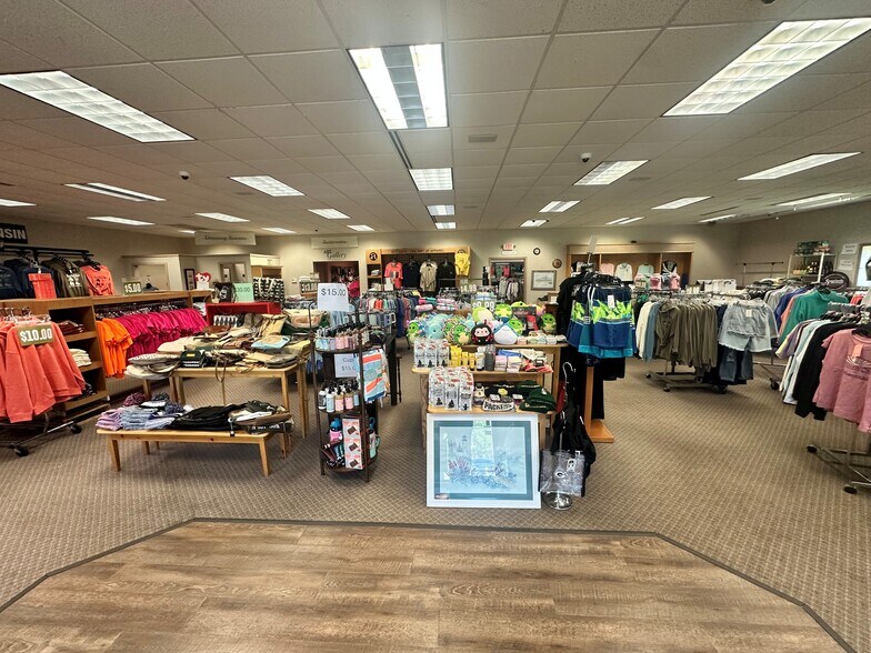 More Photos Of N5750 White St, Glen Flora General Retail For Sale