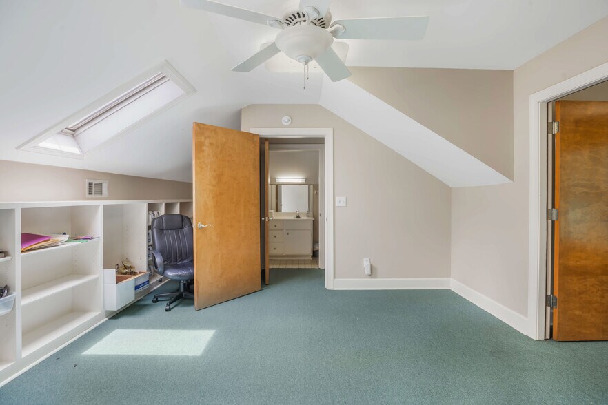 More Photos Of 720 North Ave, Macon-Bibb Office Residential For Sale