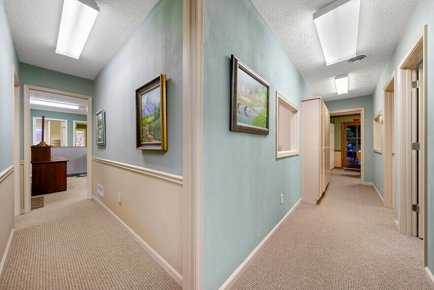 More Photos Of 125-145 E Georgia Ave, Fayetteville Freestanding For Sale