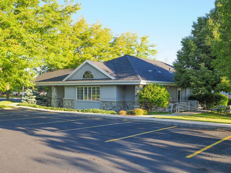 More Photos Of 3105 W 5400 S, Salt Lake City Medical For Sale