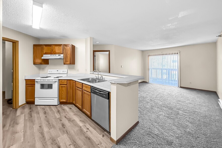 More Photos Of 1201 E Bell Ave, Des Moines Apartments For Sale