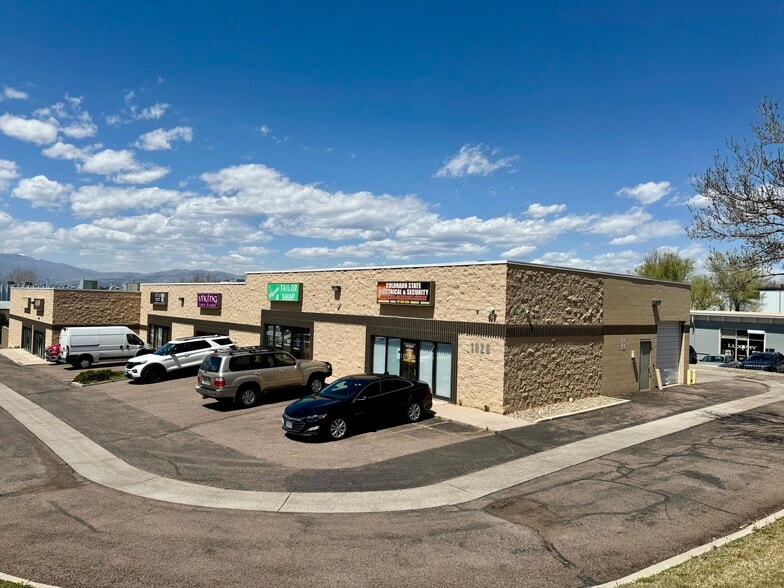 More Photos Of 1020 Ford St, Colorado Springs Showroom For Lease