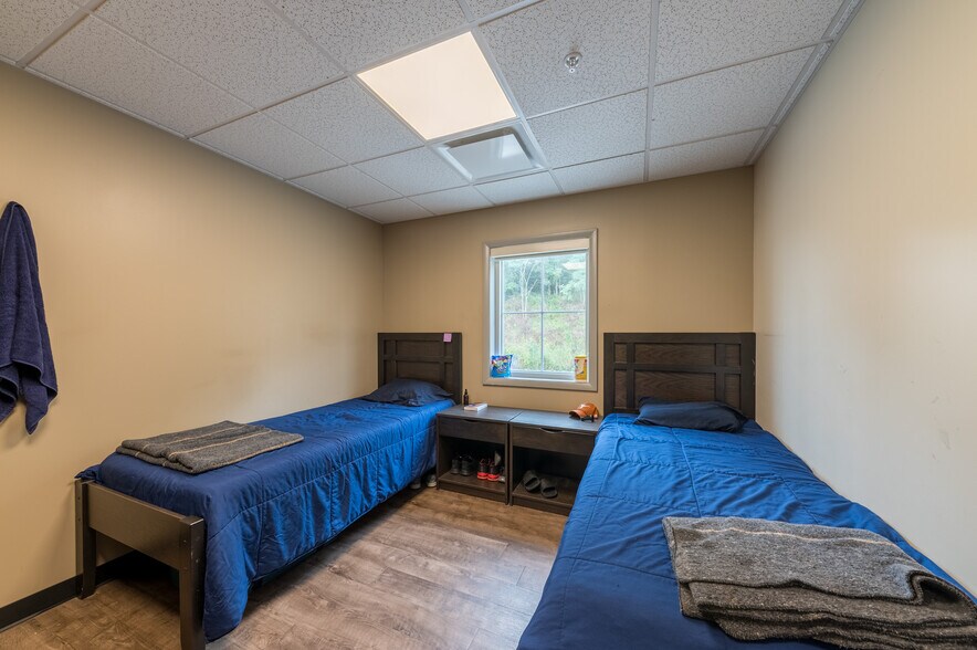 More Photos Of 900 Fairmont Rd, Morgantown Office For Sale