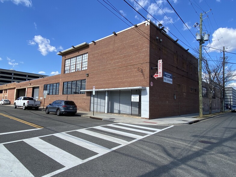 More Photos Of 1401 New York Ave NE, Washington Unknown For Lease