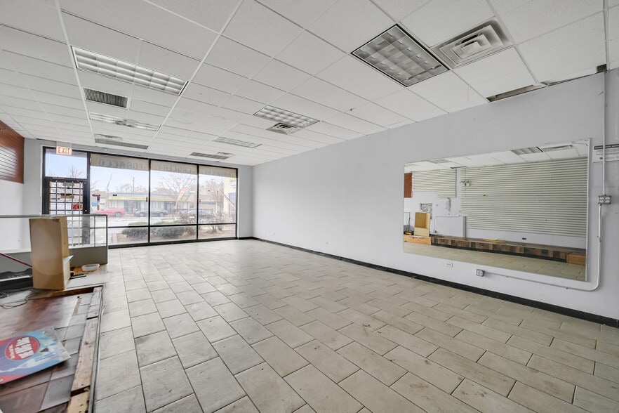 More Photos Of 8235-8259 S Kedzie Ave, Chicago Unknown For Lease