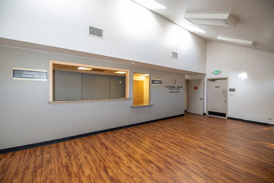 More Photos Of 1022 Depot Hill Rd, Broomfield Office For Sale