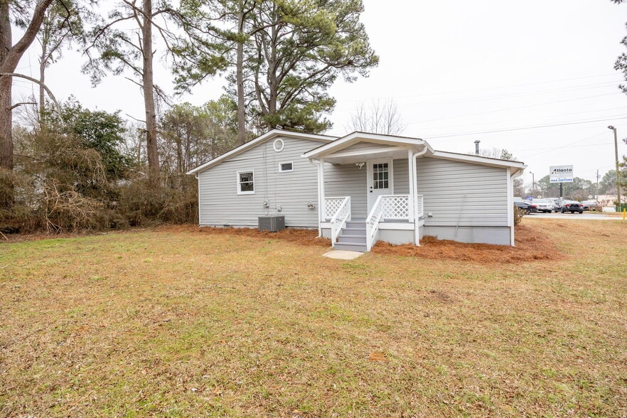 More Photos Of 1651 Donna Lynn Dr, Smyrna Office For Sale